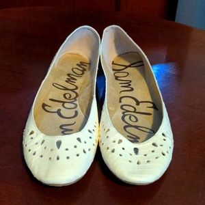 NEW Sam Edelman Cream Leather Flats Size 8.5
